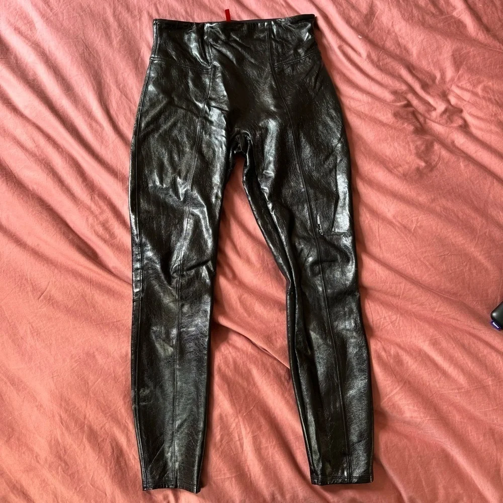 SPANX Faux Latex High rise black Leggings Medium AS IS - Picture 5 of 8